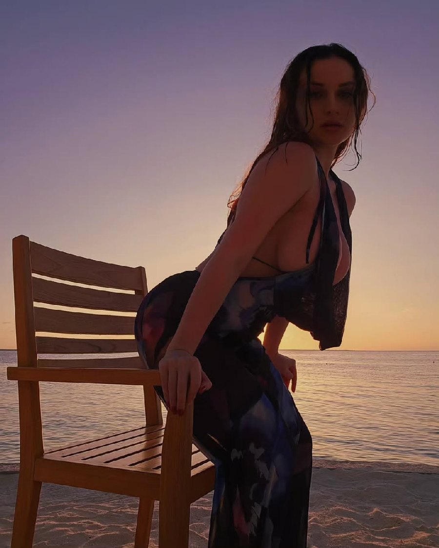 Sexy girl Miranda Faith nude in Birmingham