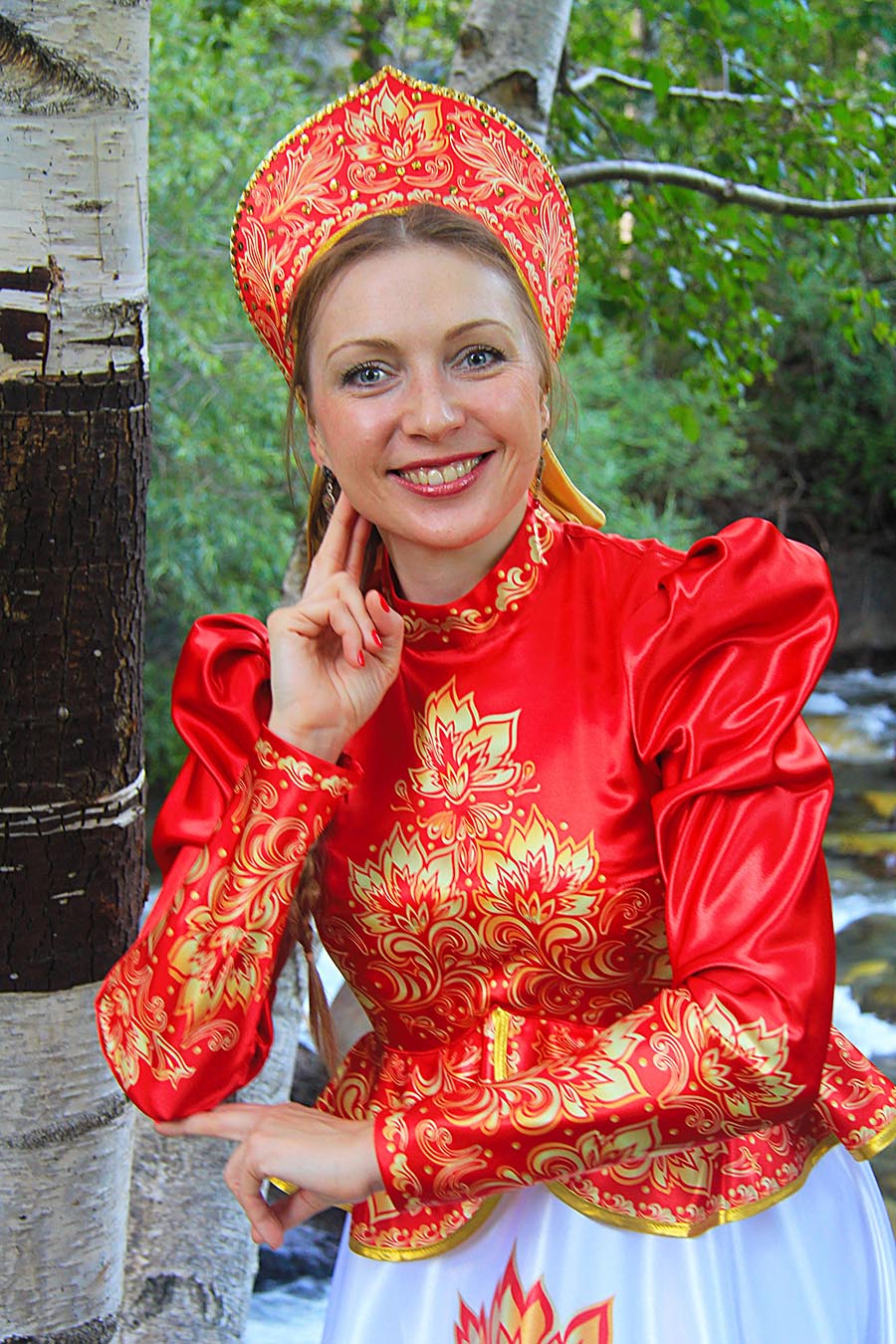 Women in Slavic costumes in Birmingham