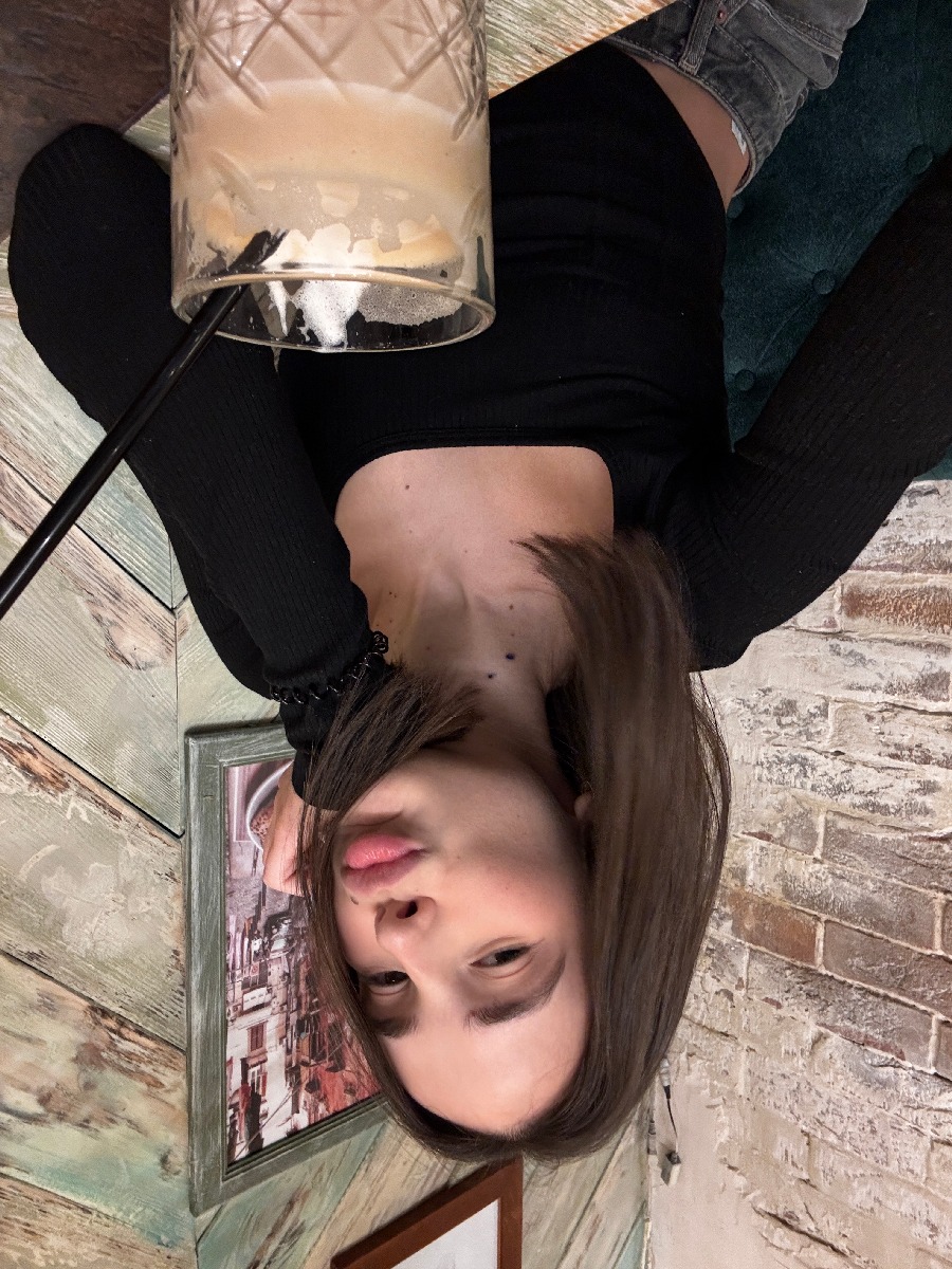 Fresh photos, fresh mood — Tina online in Birmingham